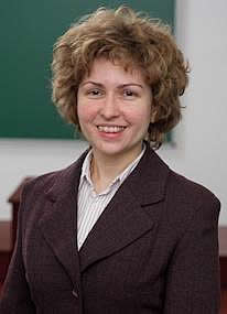 dr. Árva Zsuzsanna